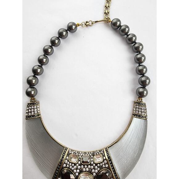 Heidi Daus Say it With Style Crystal Accent Lucite Necklace White Silver Regency - Picture 6 of 9
